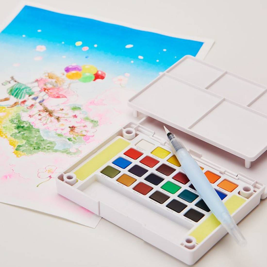 Sakura Koi Akvarellmaling ‑ 24 farger, vannbørste og svamp