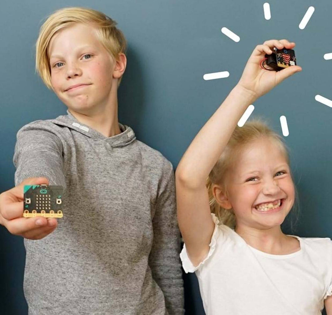 Micro:bit og super:bit 🤖 – Skolehuset.no